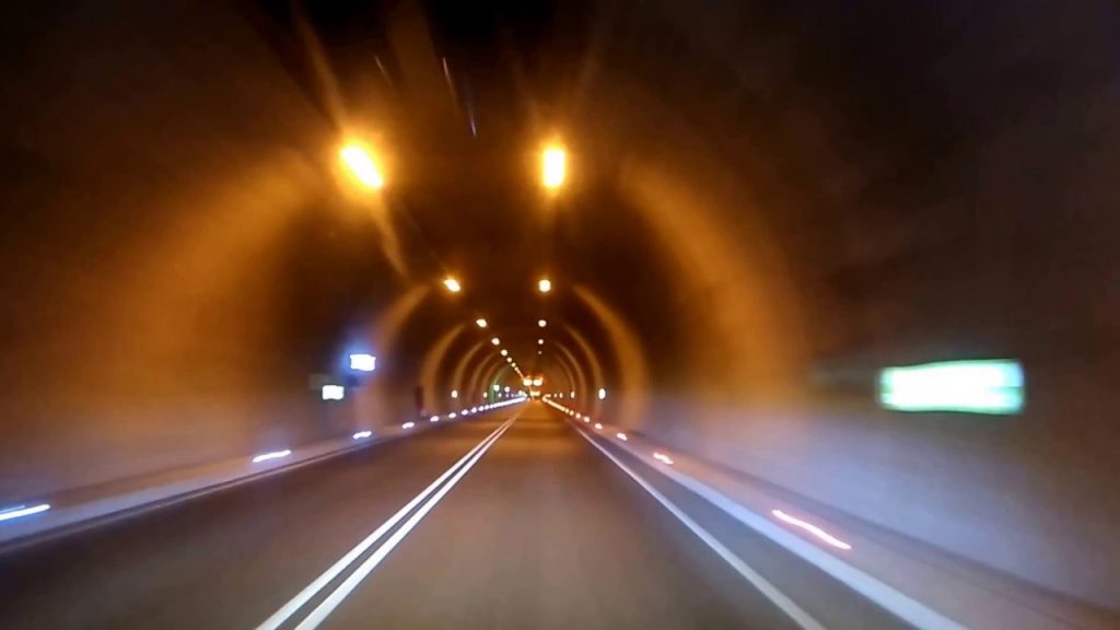 Araklı Tüneli’ndeki aydınlatma çalışması bugün sona eriyor. Tünel saat kaçta trafiğe açılacak?